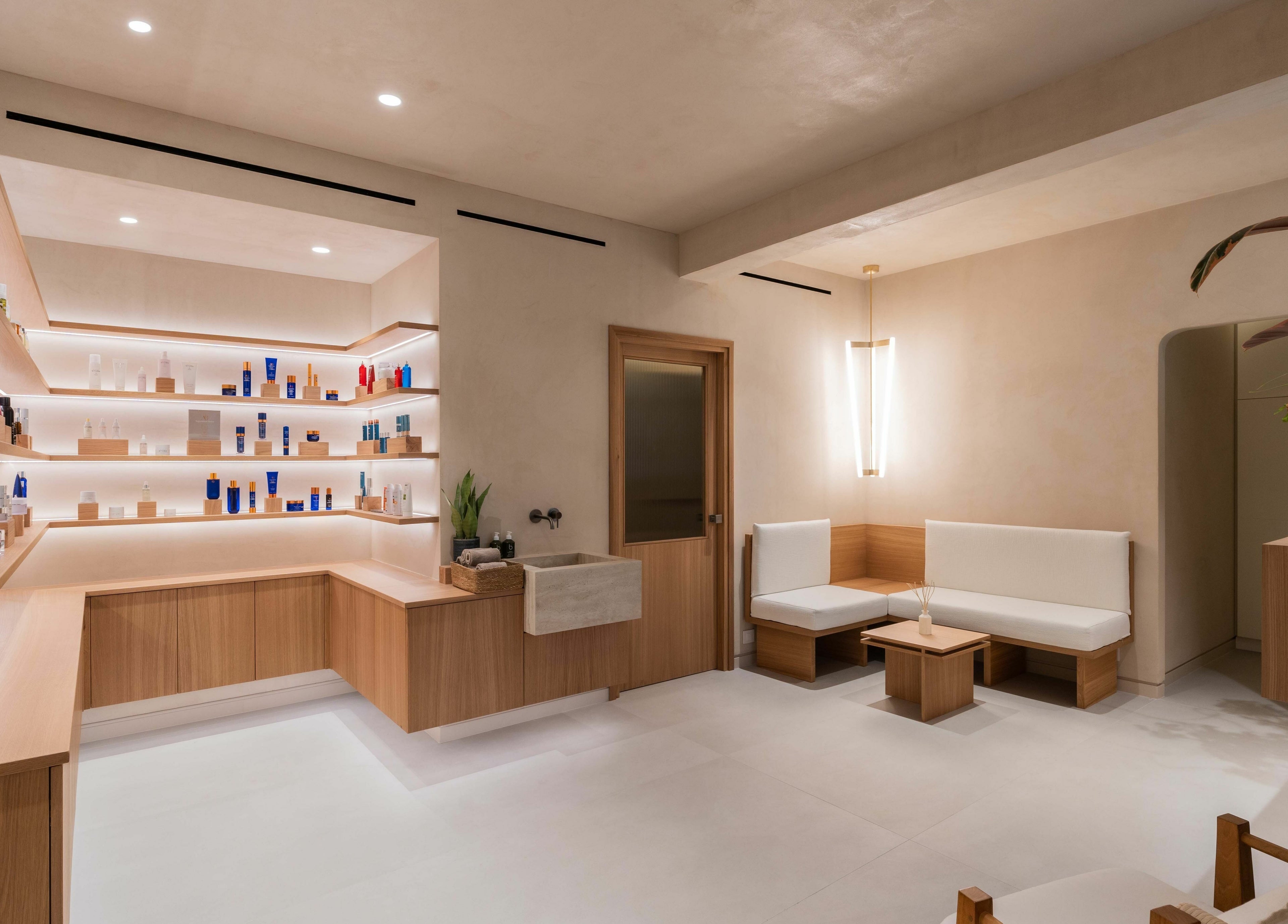 Luxurious skincare display at Ma Cherie Skin, Αθήνα, GR, showcasing elegant modern decor.