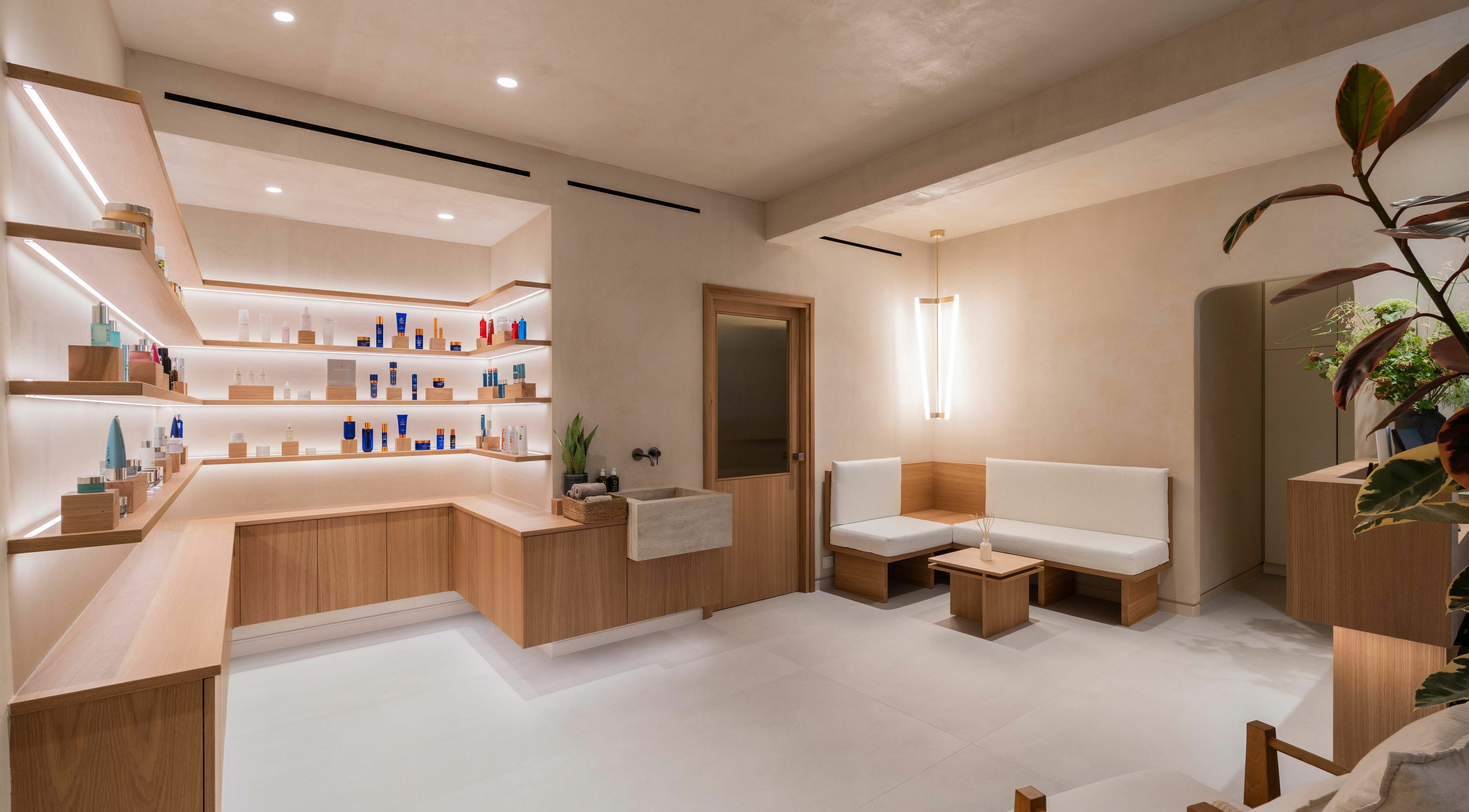 Luxurious skincare display at Ma Cherie Skin, Αθήνα, GR, showcasing elegant modern decor.