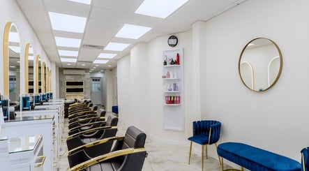 Fabio's Hair and Color Studio