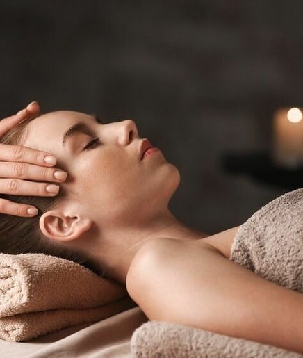Rosalyn Thai and Remedial Massage image 2