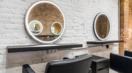 Chande Hair Stylist - Lab129