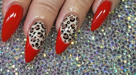 Veronica Luis Nails изображение 2