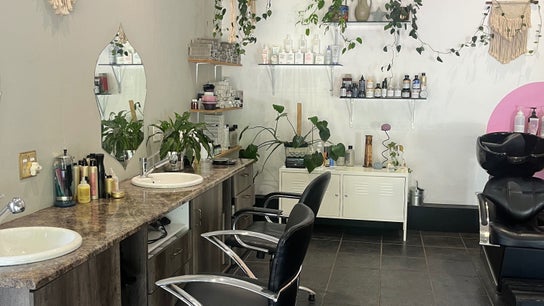 Taryn Lee Hairdressing