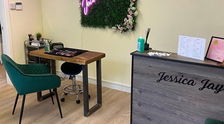 Jessica Jay Salon