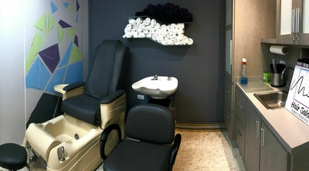 Mills Hair Salon, bild 2