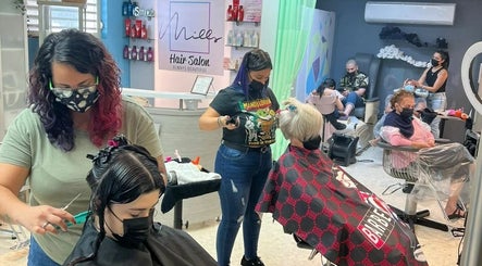 Mills Hair Salon billede 3