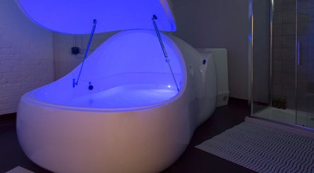The Floating Spa image 2