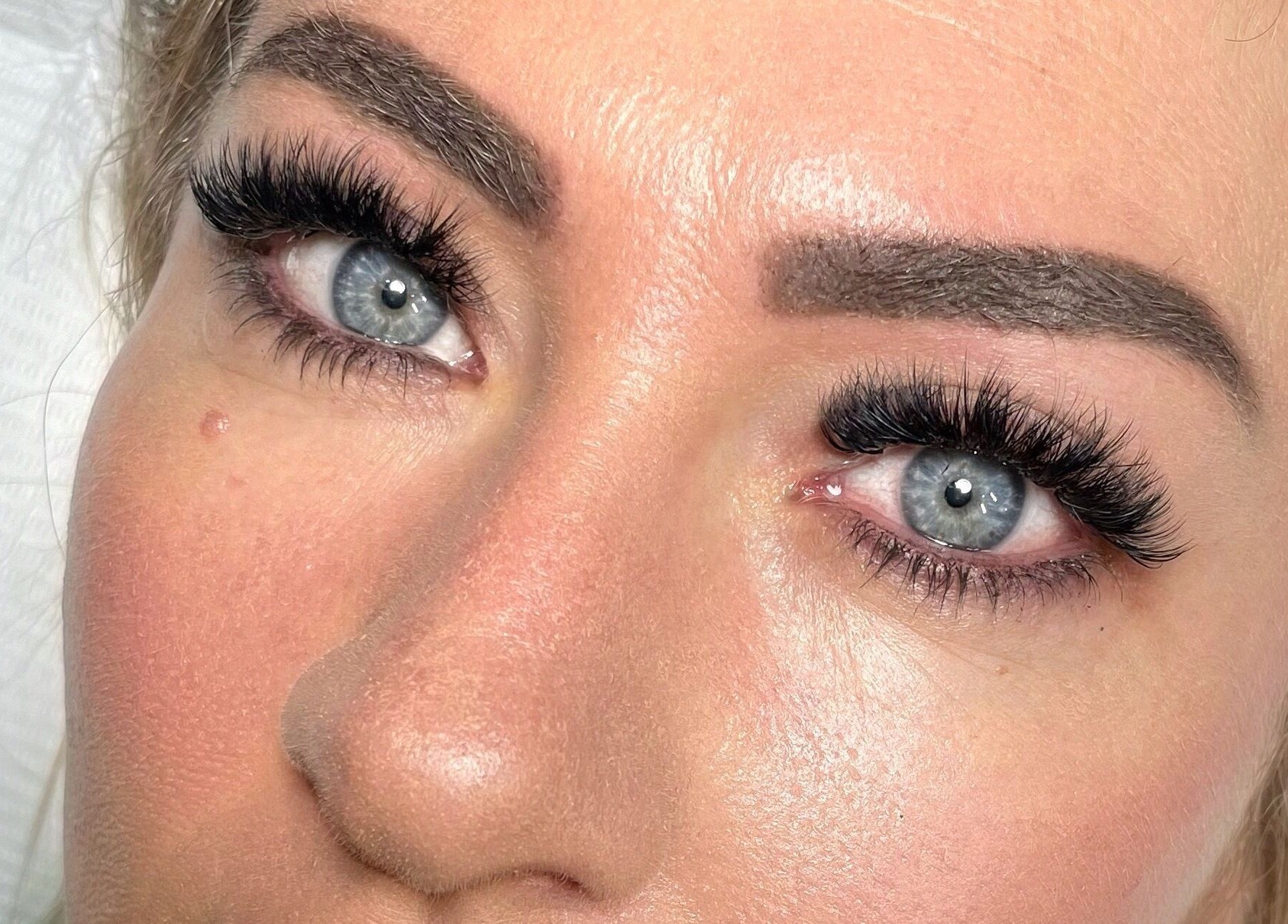 Close-up of dramatic eyelash extensions at Jessica Grace Artistry, Boksburg, Gauteng, ZA.