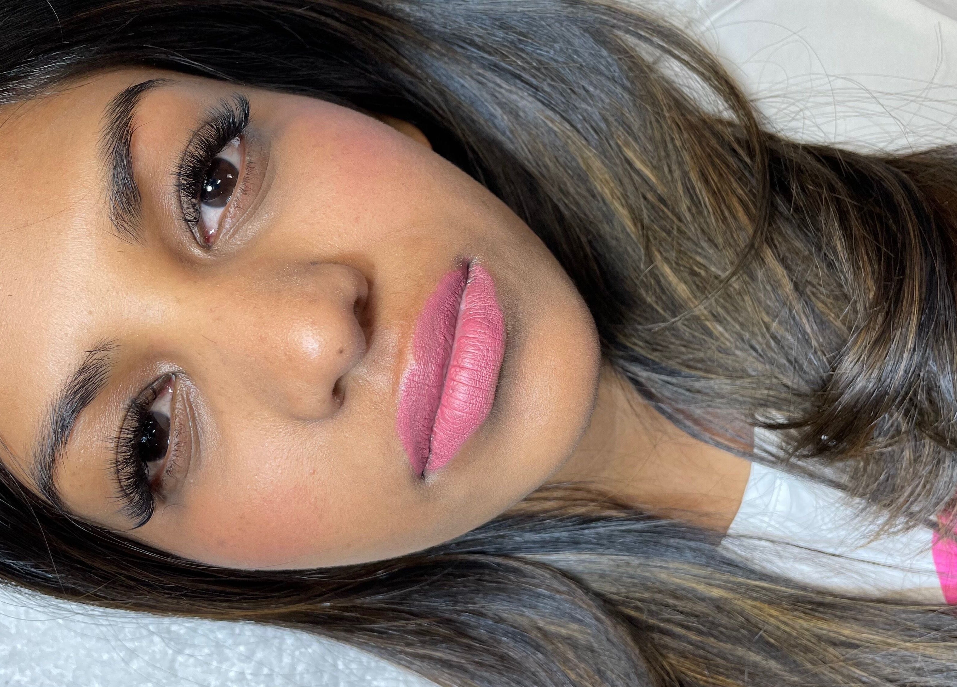 Close-up of eyelash extensions at Jessica Grace Artistry, Boksburg, Gauteng, ZA showcasing expert beauty services.