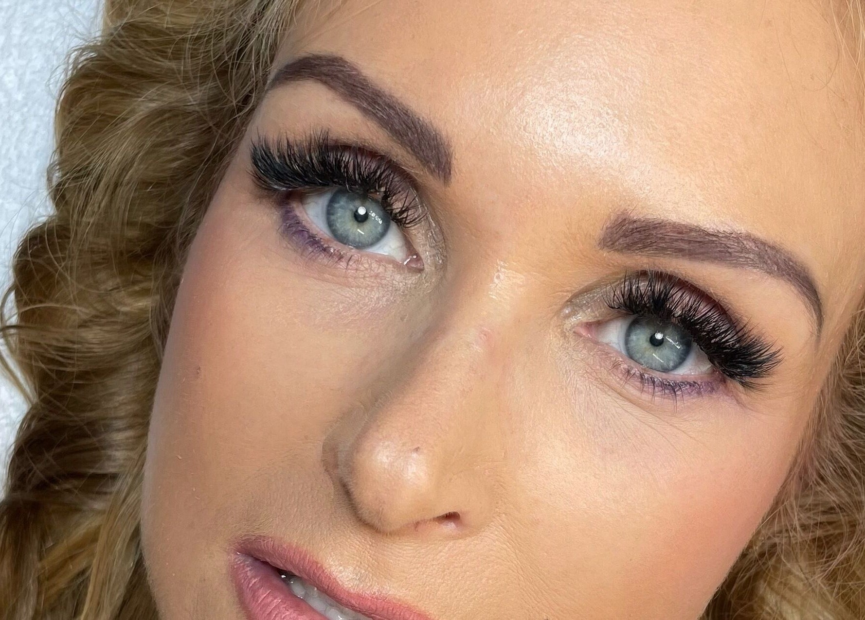 Close-up of makeup-enhanced eyes at Jessica Grace Artistry, Boksburg, Gauteng, ZA.