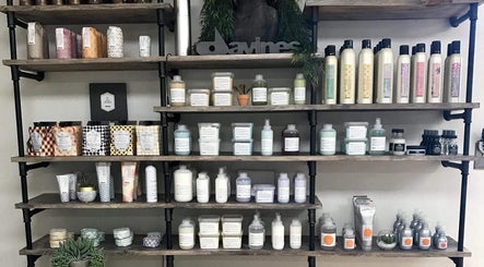 Criss Cross Hair Designs and Day Spa image 2