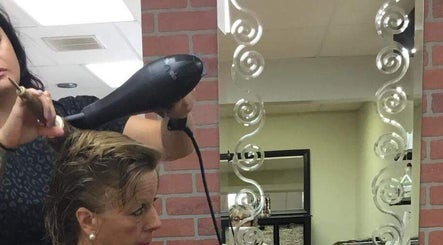Criss Cross Hair Designs and Day Spa image 3