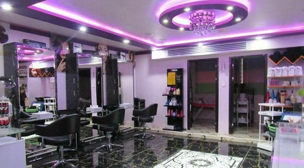 Quality Ladies Beauty Center image 2