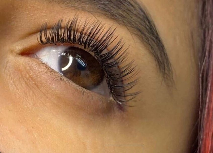 Extensiones de pestañas en Dexi Studio, Providencia, Región Metropolitana, CL.