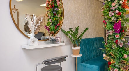 Elegant floral decor at Misha & Eti Beauty Studio, Manchester, England, GB, enhancing the ambiance.