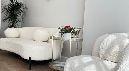 House of Lashes and Brows