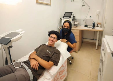 Sala de tratamiento en Waydimar Sthetic Solution, centro estético en Vega Alta, Arecibo, PR.