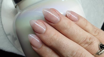 Hard Lacquer Nail Studio afbeelding 3
