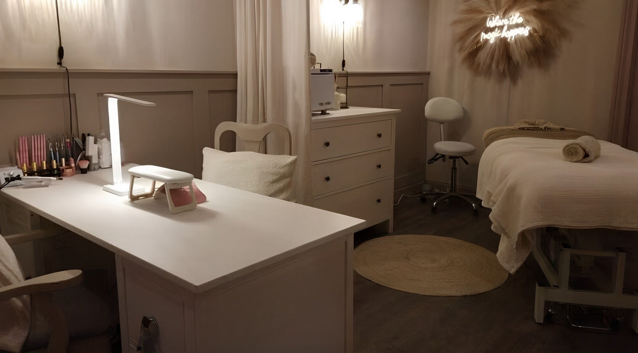 Peaceful treatment room at Silver Lining Hair Studio in Abernethy, Scotland, GB. Modern decor with subtle lighting.