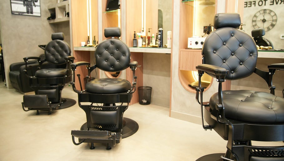 Soledair Gents Salon - Azizi Riviera image 1