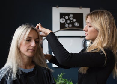 Professional haircutting at Salon Chatsworth Road E5 in London, England, GB with expert stylists.
