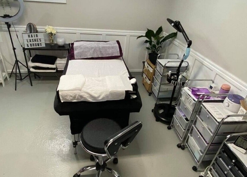 Performance - Hair, Lashes and Brows in Te Awamutu, Waikato, NZ offers a serene beauty room setup.
