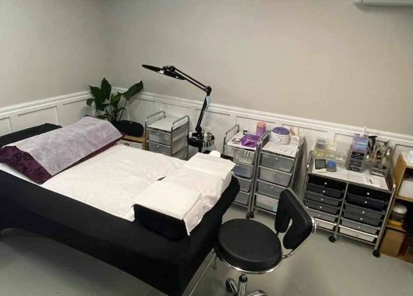 Relaxing treatment room at Performance - Hair, Lashes and Brows, Te Awamutu, Waikato, NZ.