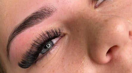 Underground Lash Co image 2