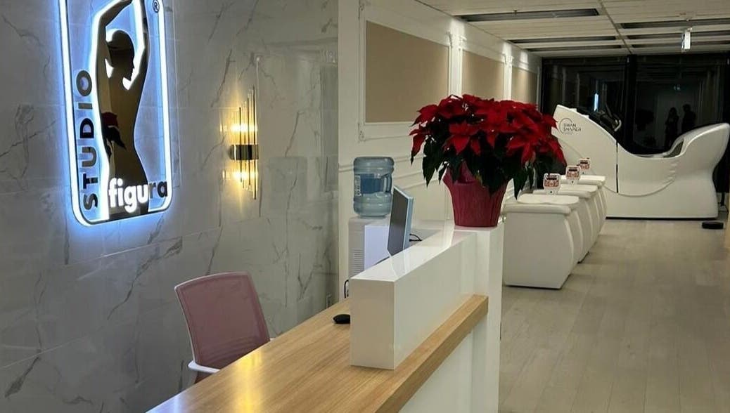 Elegant reception at BellaDonna Aesthetics & Wellness DT Calgary, featuring stylish decor in Calgary, Alberta, CA.