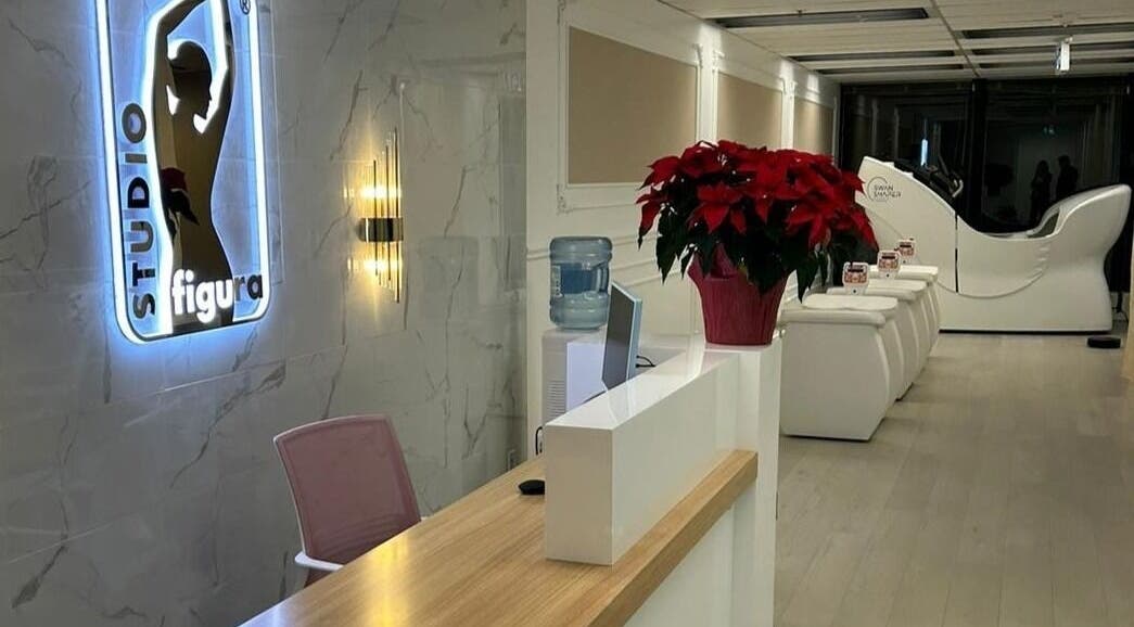 Elegant reception at BellaDonna Aesthetics & Wellness DT Calgary, featuring stylish decor in Calgary, Alberta, CA.
