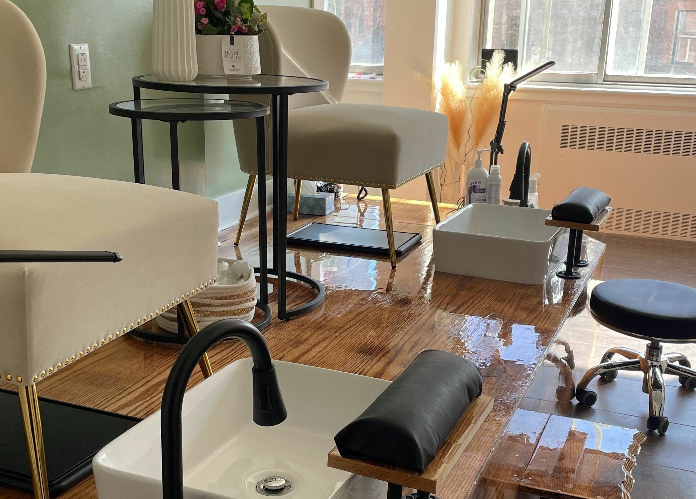 Luxurious pedicure chairs at Studio Kay Belle, Montréal, Québec, CA, offering a serene pampering experience.