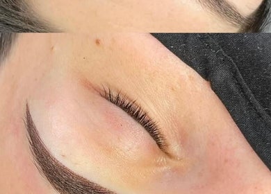 Perfectly shaped eyebrows after treatment at Blade to Brows | S&S Beauty House in Oakville, Ontario, CA.