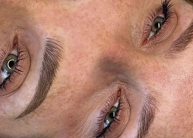 Detailed view of expertly shaped brows at Blade to Brows | S&S Beauty House, Oakville, Ontario, CA.