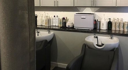 Couture Salon