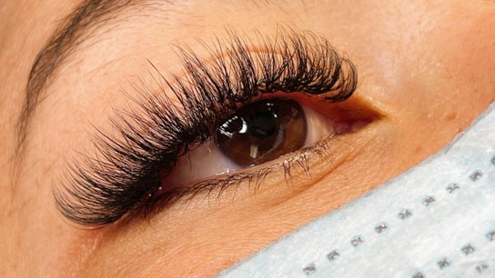 S.K.Y. EyeLash Extension & Nail Beauty Studio