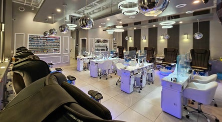 Huron Nail Salon image 3