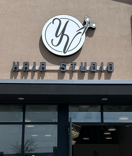 YV Hair Studio Bild 2