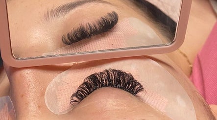 BBeautyhausee image 3