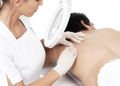 Beautiology acupuncture session in Auckland, Auckland, NZ enhances relaxation and wellness.