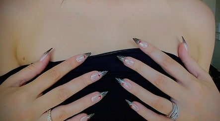 Holla this Way Nails