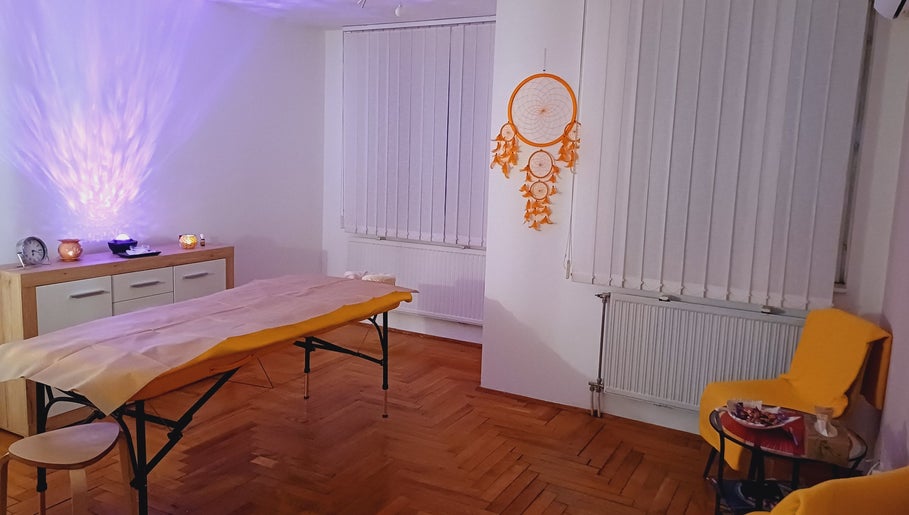 Barka Zsuzsanna Masszőr és Önismereti Segítő - Angyalföld, bilde 1