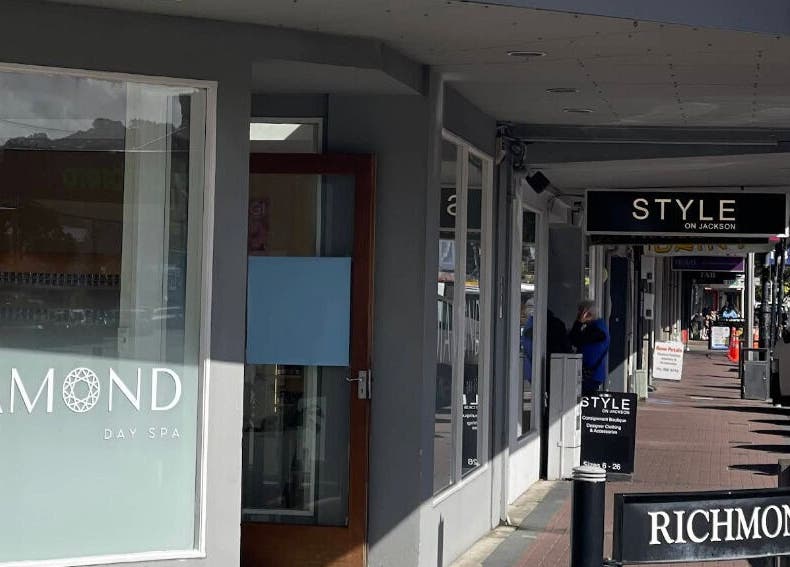 Entrance to Diamond Day Spa on Richmond St, Lower Hutt, Wellington, NZ.
