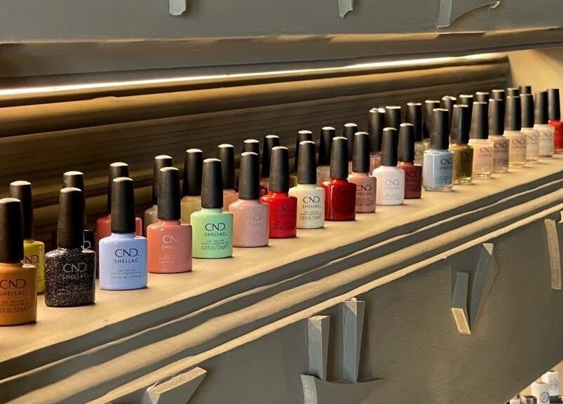 مجموعة طلاء أظافر متنوعة في Eraa Nails | إيراء نيلز الطائف، الطائف، منطقة مكة المكرمة، السعودية.