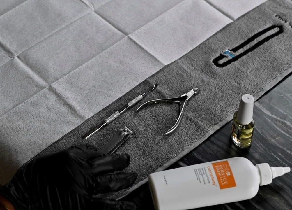 أدوات مانيكير في إيراء نيلز الطائف، الواقع في الطائف، منطقة مكة المكرمة، السعودية.