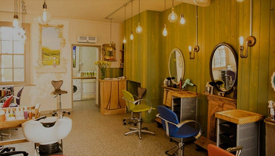 Natural Roots Salon afbeelding 1
