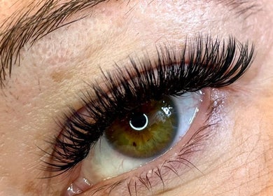 Close-up of expertly done eyelashes at Rad Beauty Lab, South Jordan, Utah, US highlighting lash extensions.