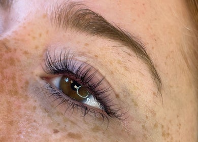 Closeup of enhanced eyelashes at Rad Beauty Lab in South Jordan, Utah, US showcasing lash length and volume.