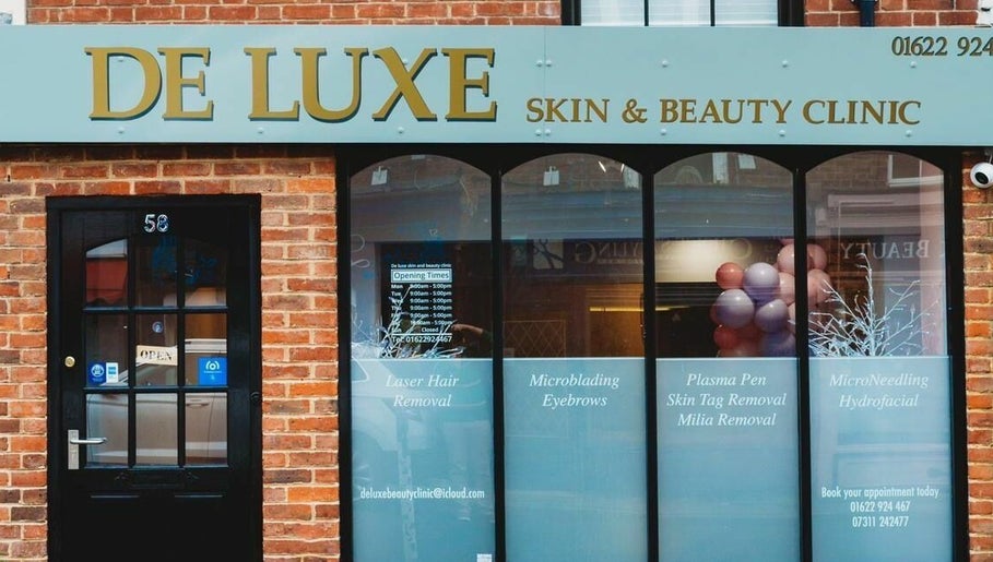 De Luxe Skin and Beauty Clinic image 1