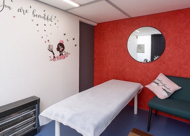Cozy treatment room at Nifty Lash and Beauty, Hamilton, Waikato, NZ, with elegant decor and inviting ambience.