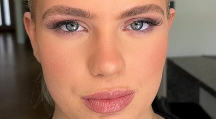 Thalia Makeup Artist – obraz 2